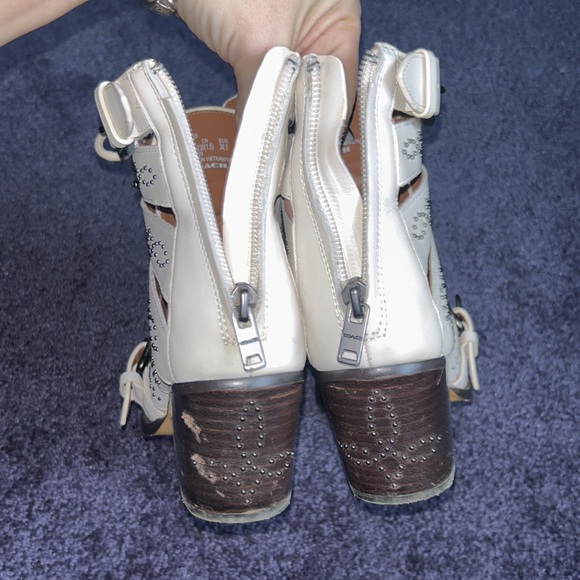 Coach zip up western boots size 6 - Picture 4 of 10